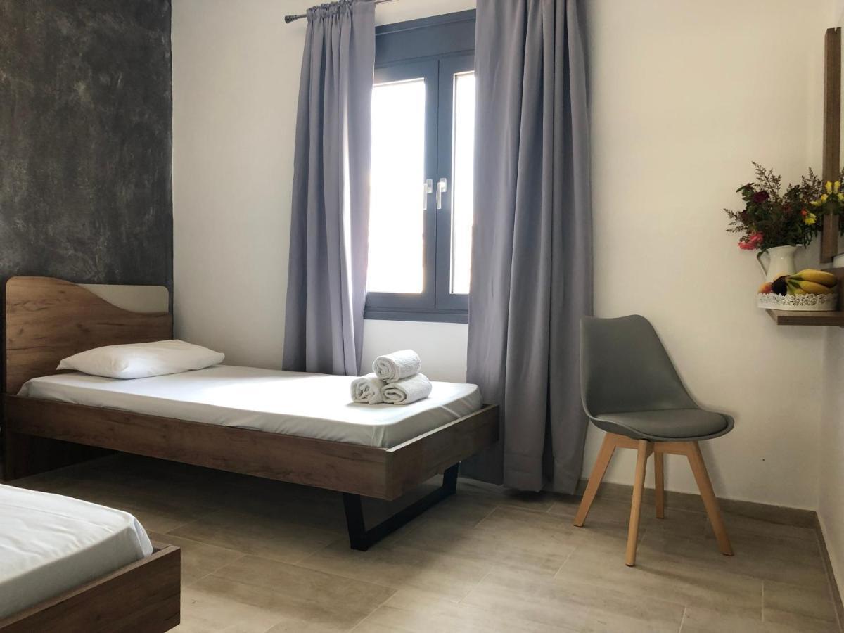 Central Guest House Skiathos Bagian luar foto