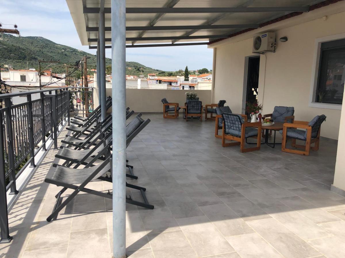 Central Guest House Skiathos Bagian luar foto